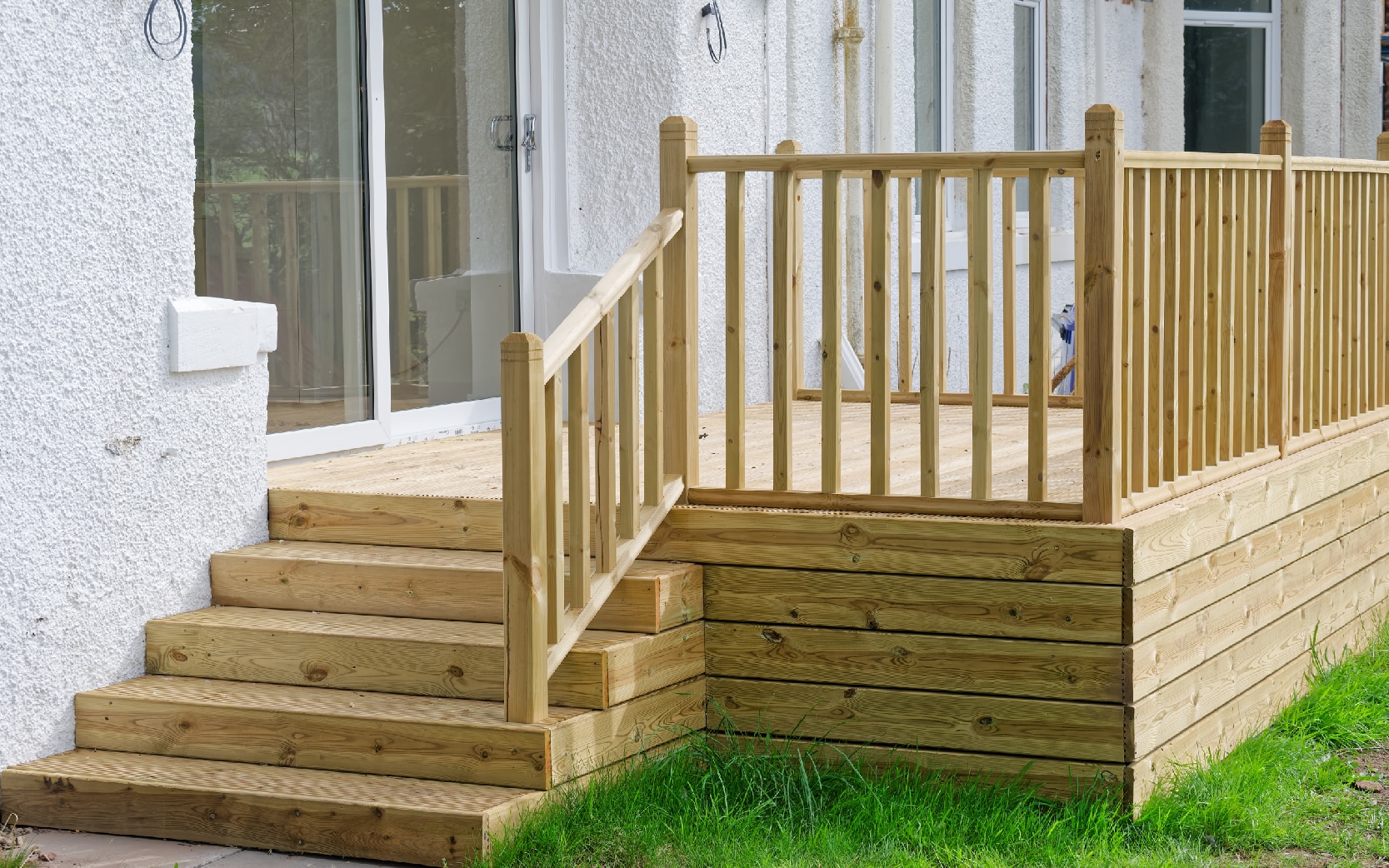 2024_06_OMH_Blog4of4_V1_WP Exterior Handrails for Steps